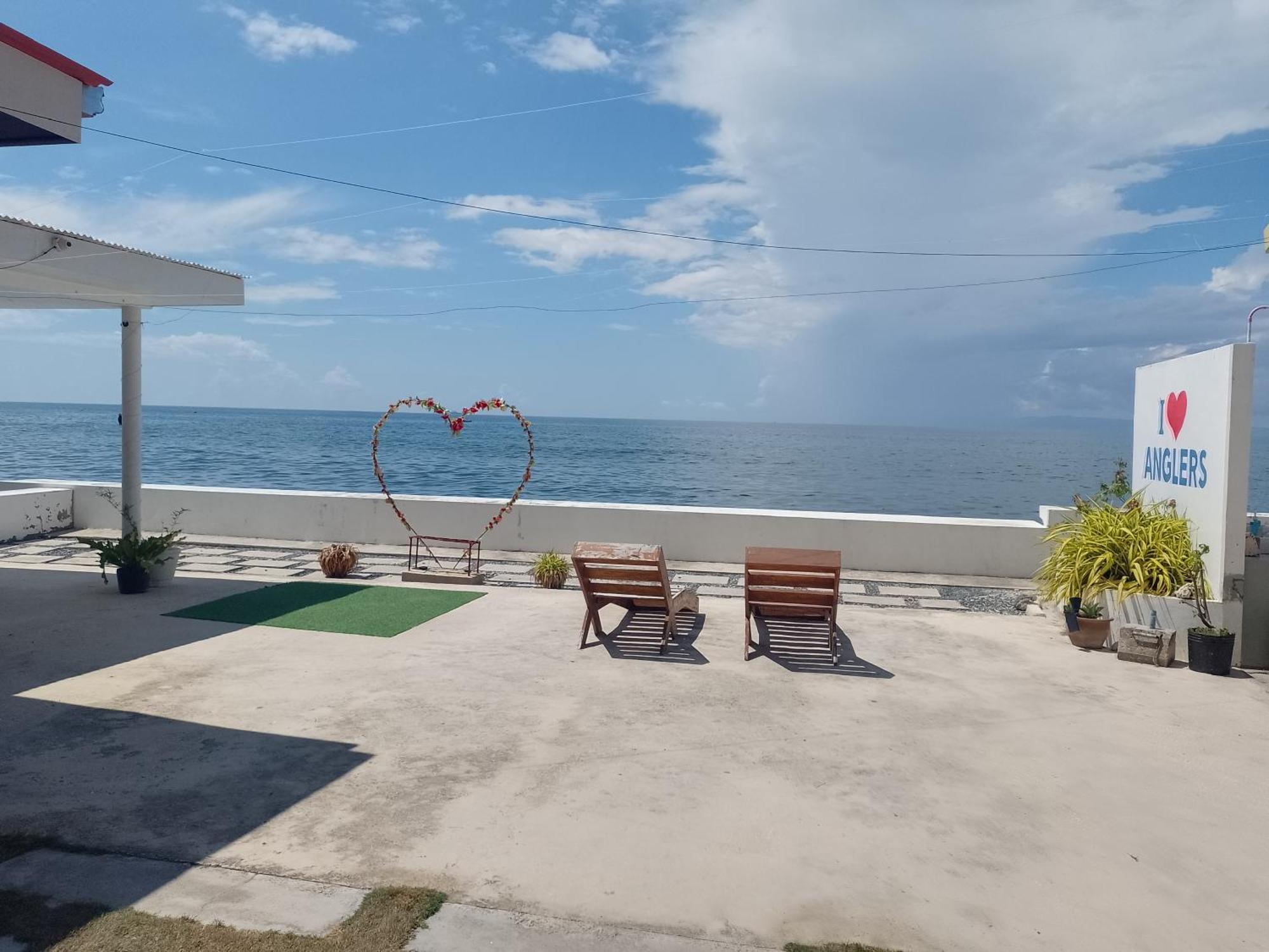 Angler's Hub&Resort Oslob Exterior foto